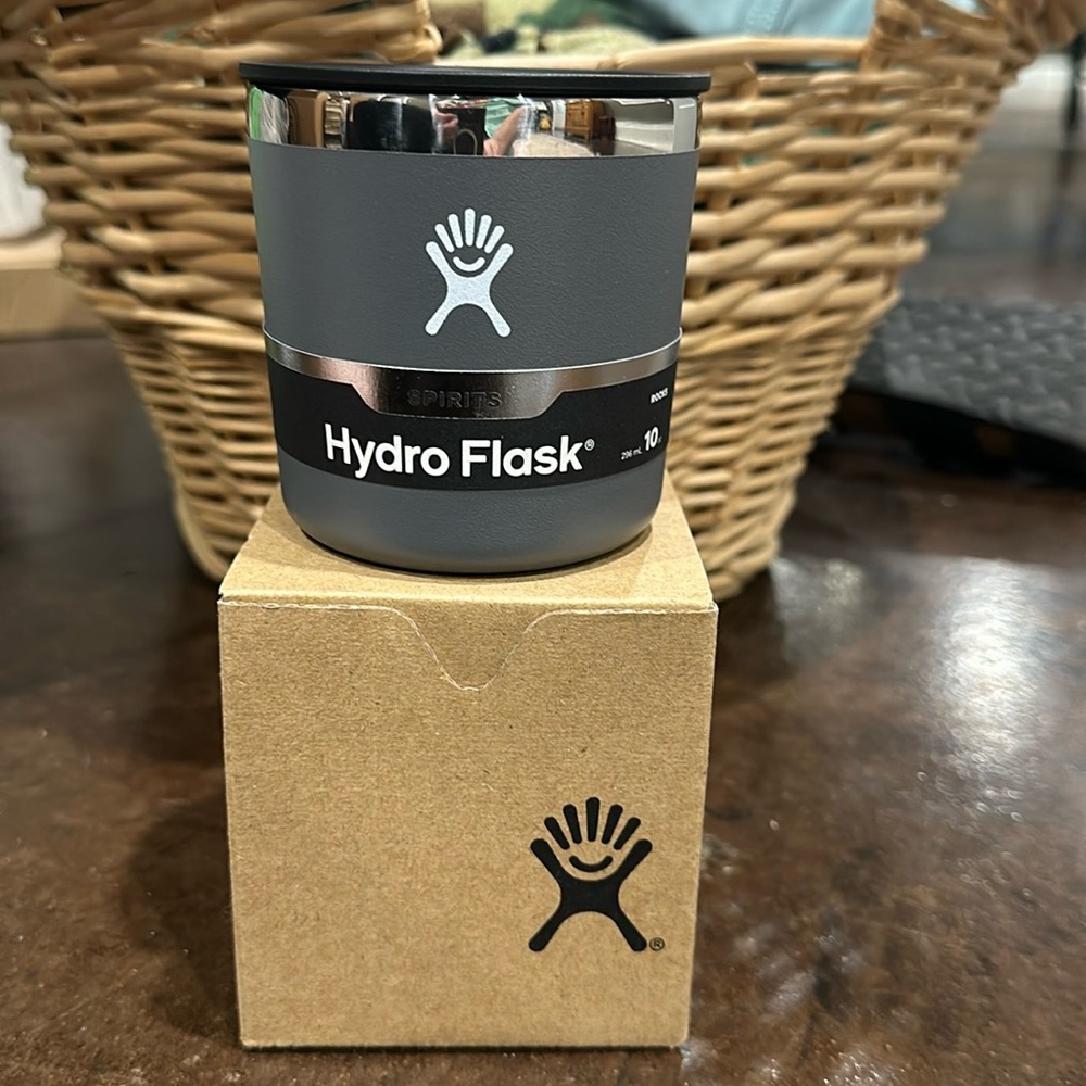 Hydro Flask Rocks size 10 ounce. New with box.